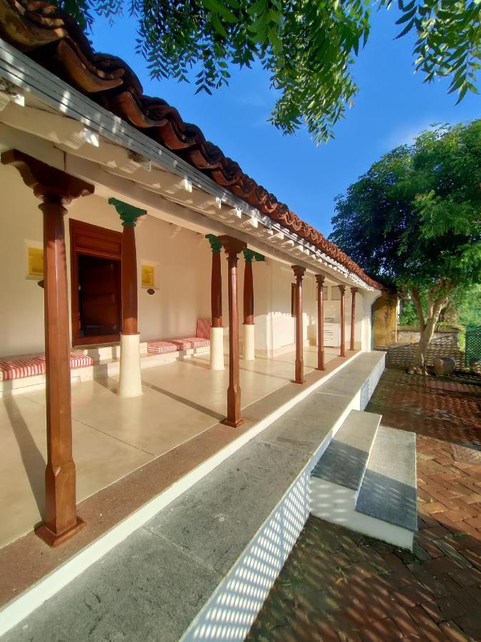 Mangala Heritage By Luxunlock Private Villas Tirukkannapuram Luaran gambar