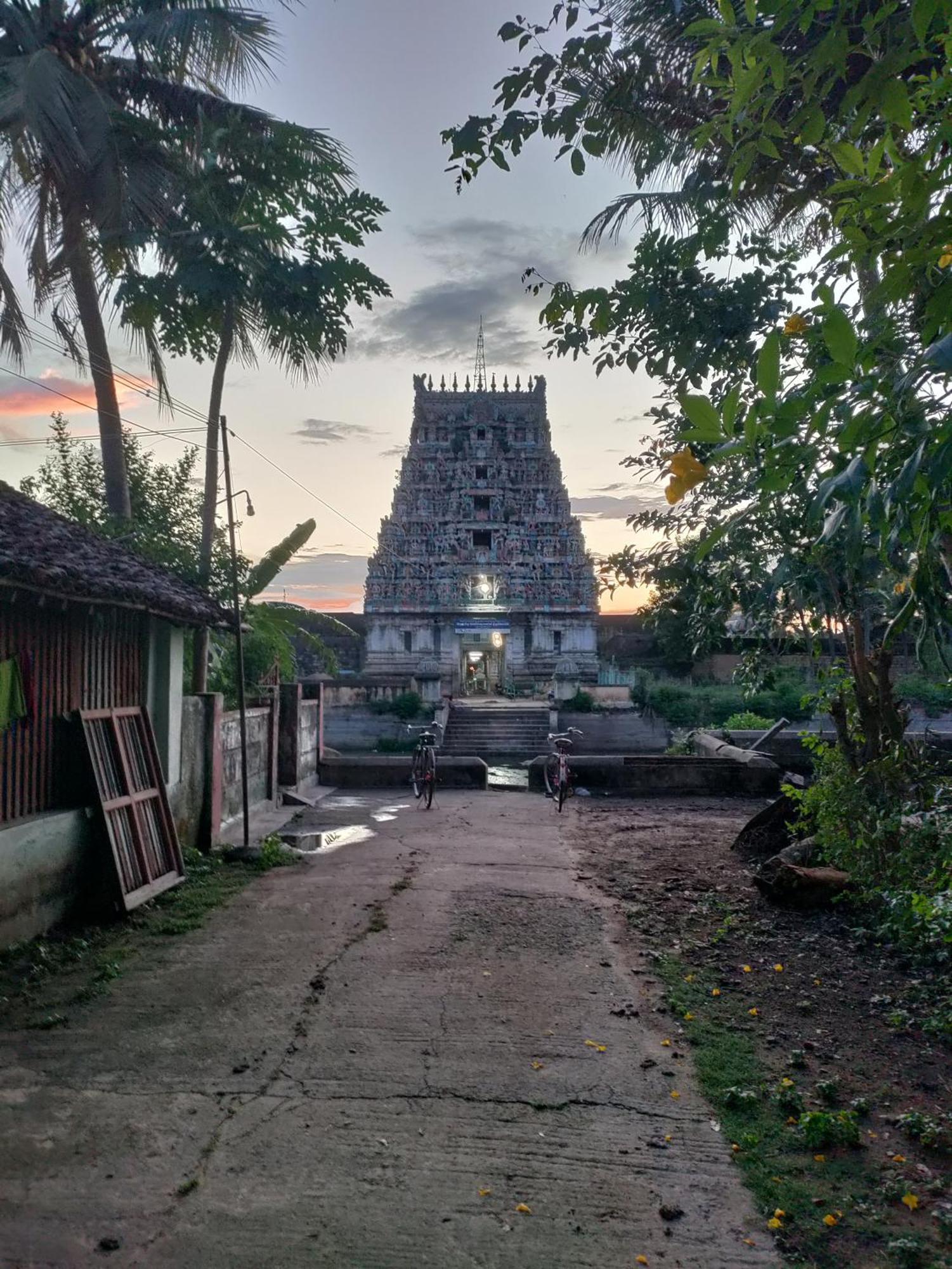 Mangala Heritage By Luxunlock Private Villas Tirukkannapuram Luaran gambar